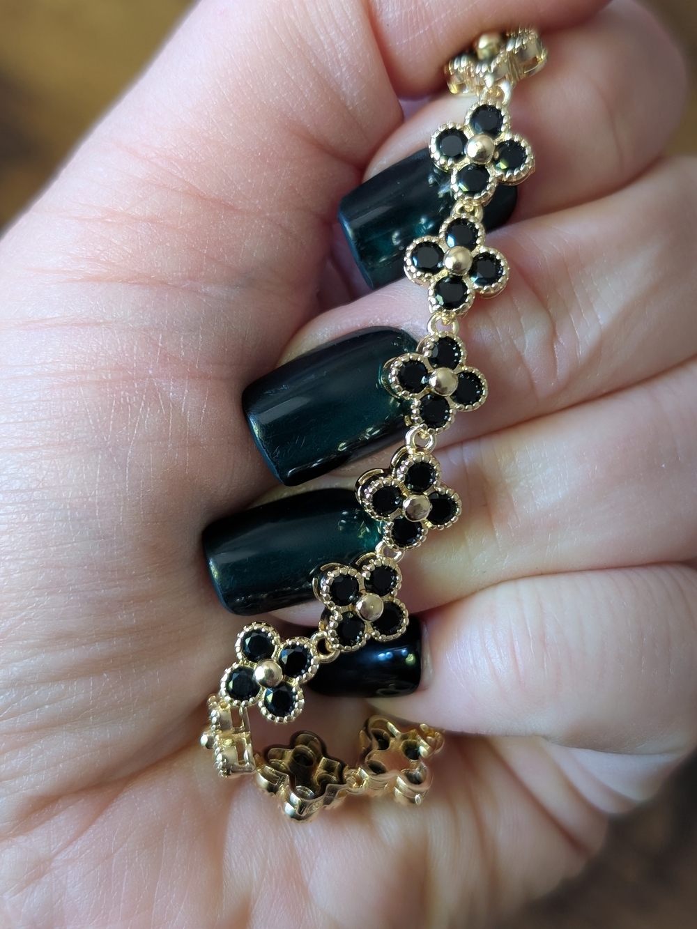 Gold Floral-Link Bracelet with Black Stones - Picture 4 of 4